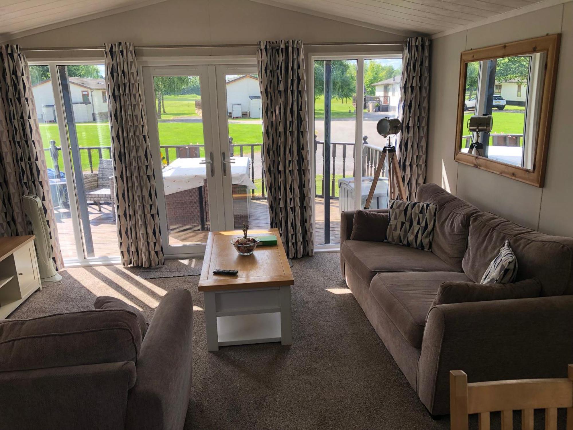 Bumblebee Lodge Tydd St. Giles 外观 照片